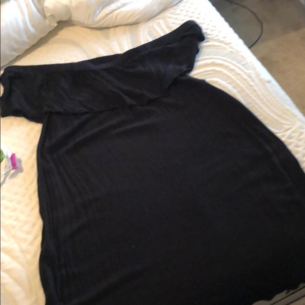 Forever 21 off the shoulder black dress